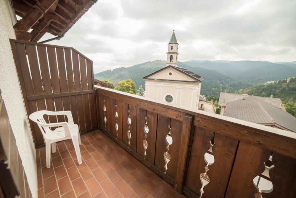 Hotel Due Spade Folgaria Exterior foto