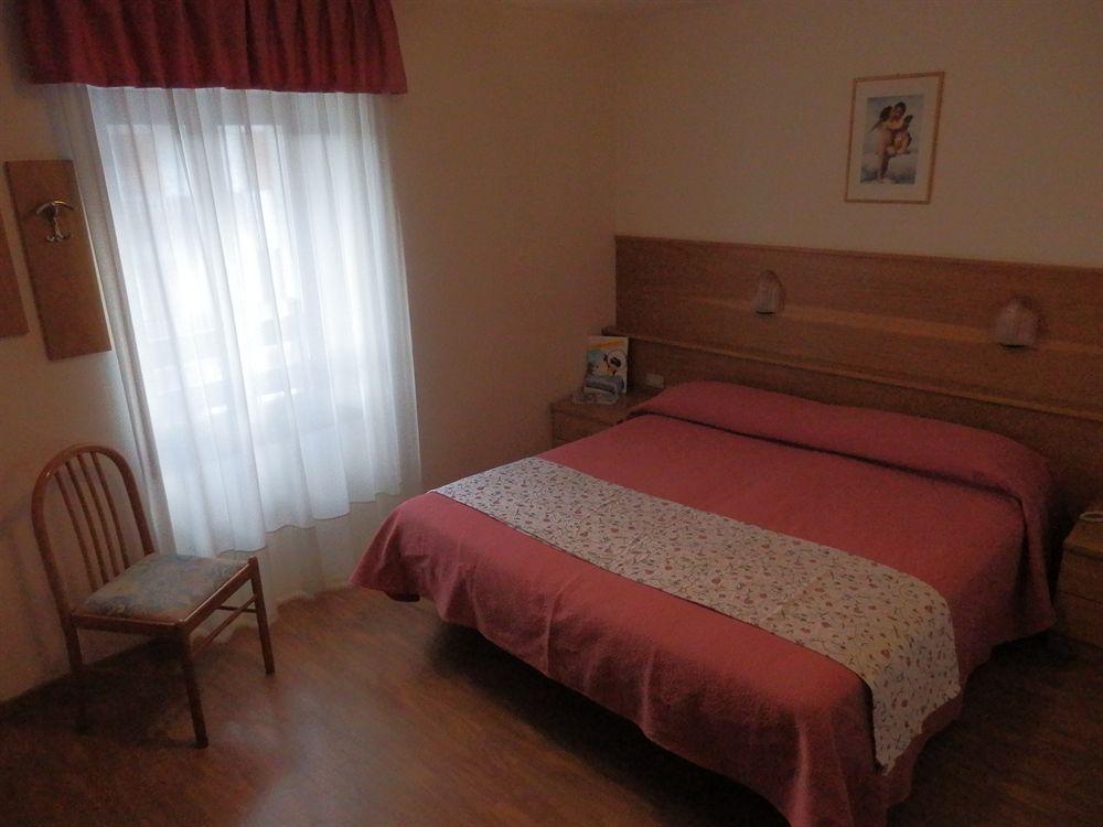 Hotel Due Spade Folgaria Exterior foto