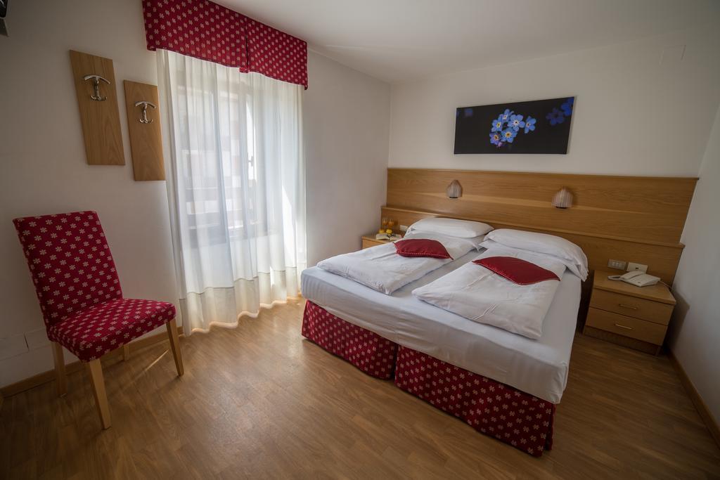 Hotel Due Spade Folgaria Exterior foto